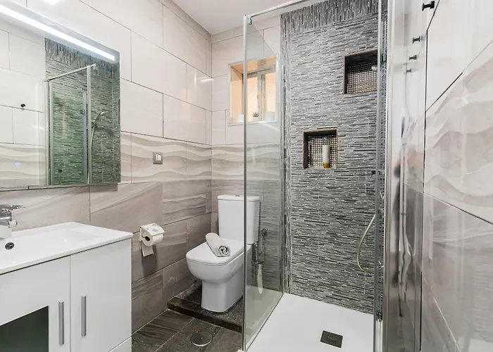 بيت ضيافة Urban Nest لاس بالماس دي غران كاناريا