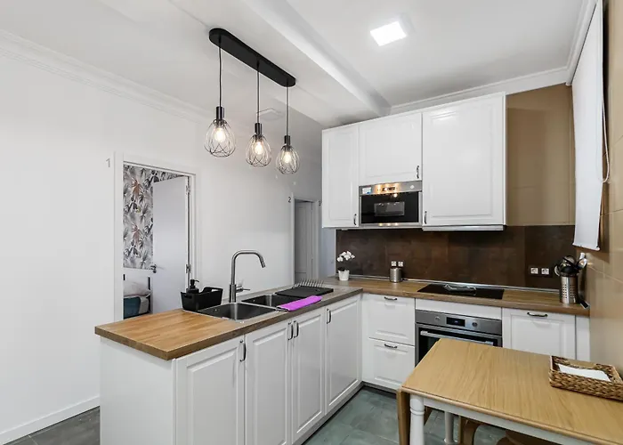 بيت ضيافة Urban Nest *